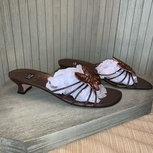 Flawless Stuart Weitzman Small Heeled Sandal 8B